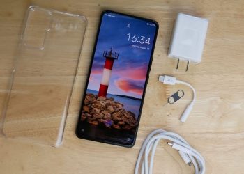 Gelecekteki Akıllı Telefonlardan Kaybolmaya Hazırlanan 4 Özellik