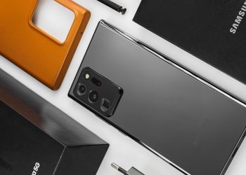 Samsung, Artık Herkes Dev Telefonlara Sahip Olduğu İçin Galaxy Note'u Öldürdü